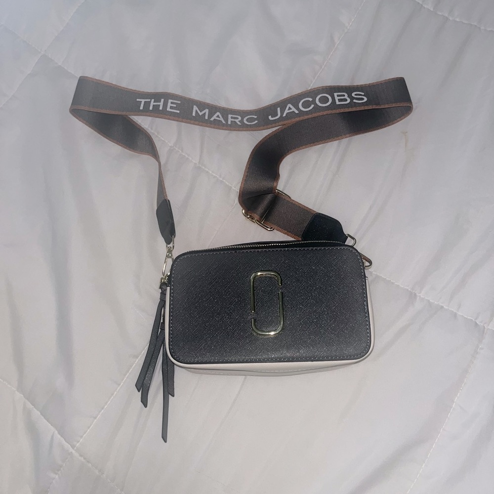 Marc Jacobs snapshot  crossbody
